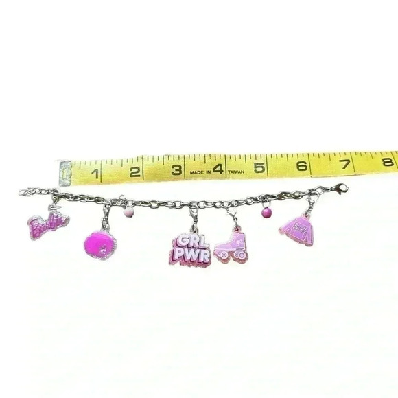 Barbie Charm Bracelet ~ The Barbie Movie ~ Grl Power 5 Charms - Picture 2 of 3